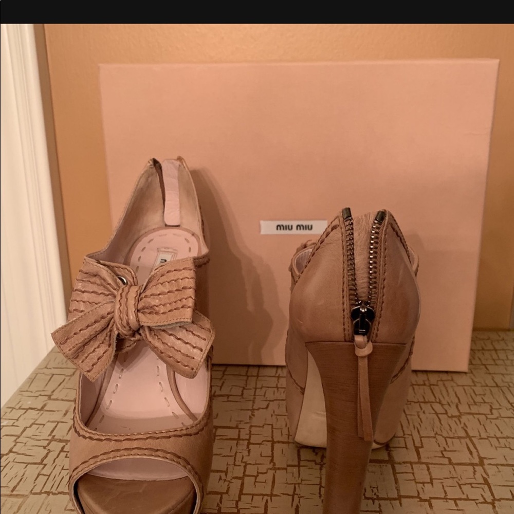 MIU MIU HEELS - Picture 3 of 6